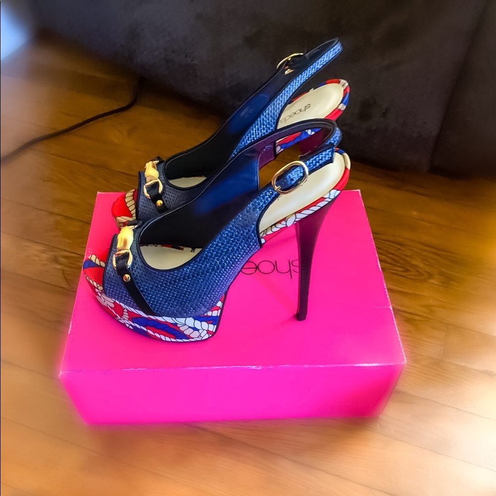 Textured peep toe dress sandal